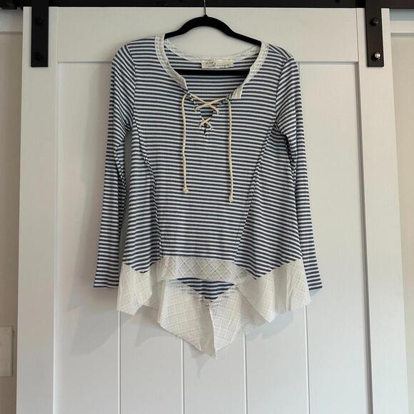 VINTAGE‎ HAVANA Striped Tie Neck Top - Picture 1 of 7